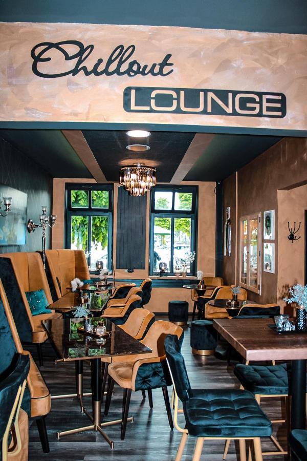 Hotel Schwarzer Adler Jever Ngoại thất bức ảnh